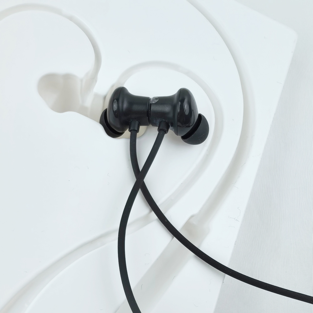 Realme Buds Wireless 5 Lite: a - Magnetic Neckband Sports Earphones recensione e prezzo