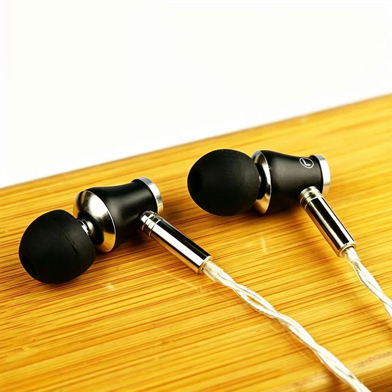 Auricolari In-Ear HiFi con Cav - Type C Wired Earphones With Mic recensione e prezzo